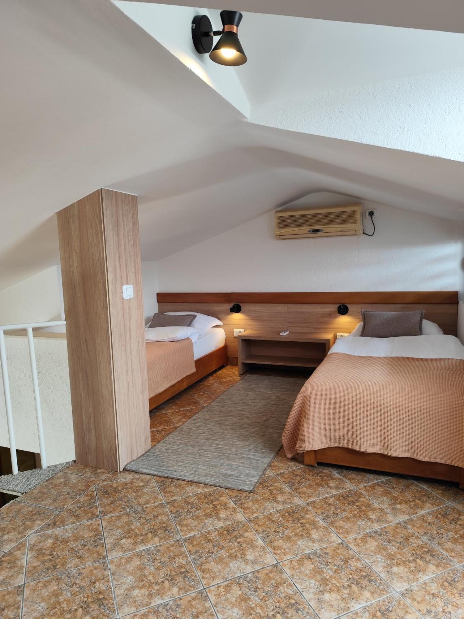 Guest House Jedro Petrovac Szoba fotó