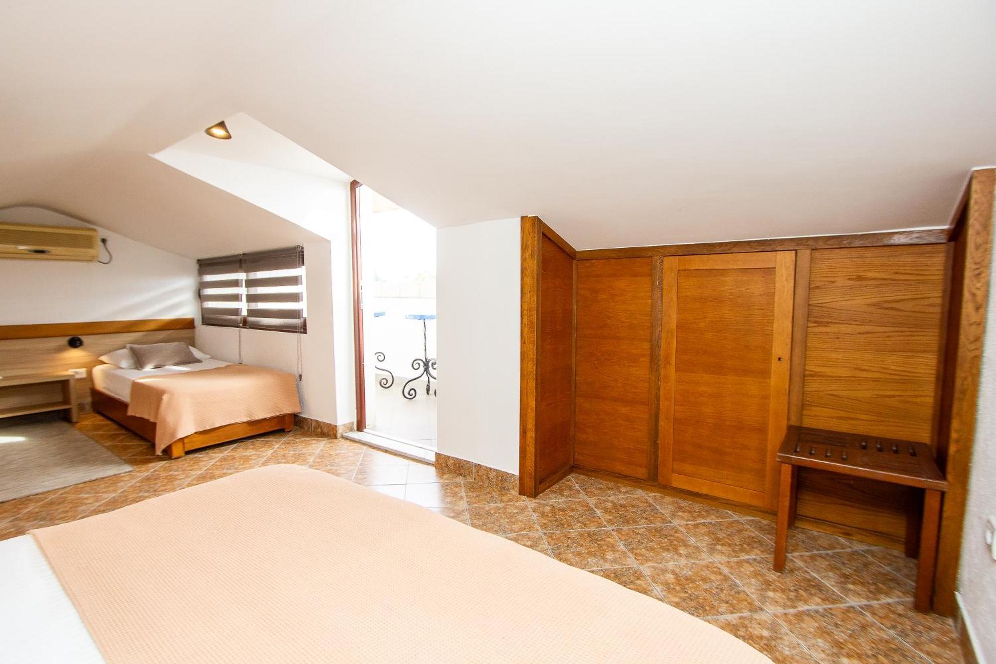 Guest House Jedro Petrovac Kültér fotó