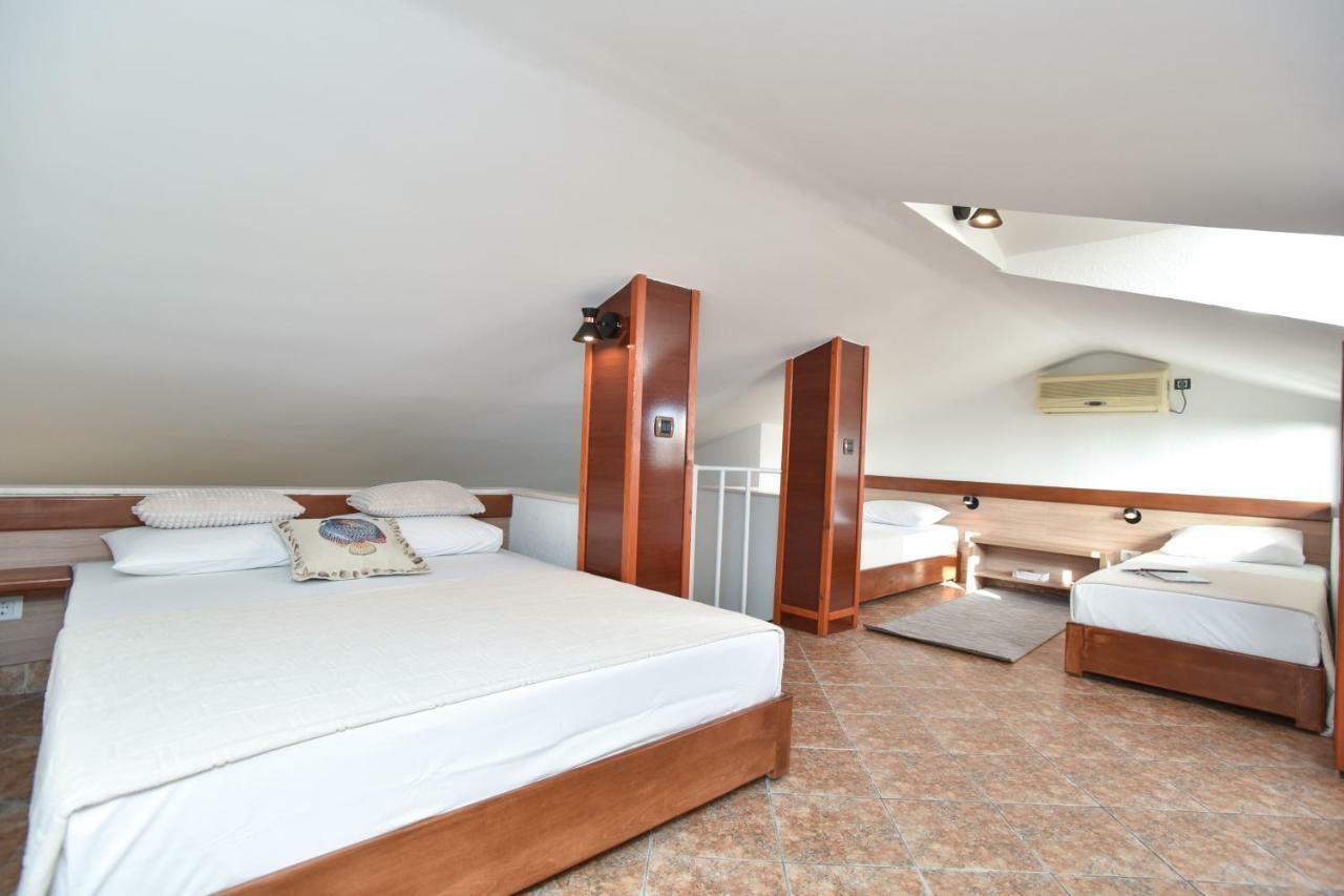 Guest House Jedro Petrovac Kültér fotó