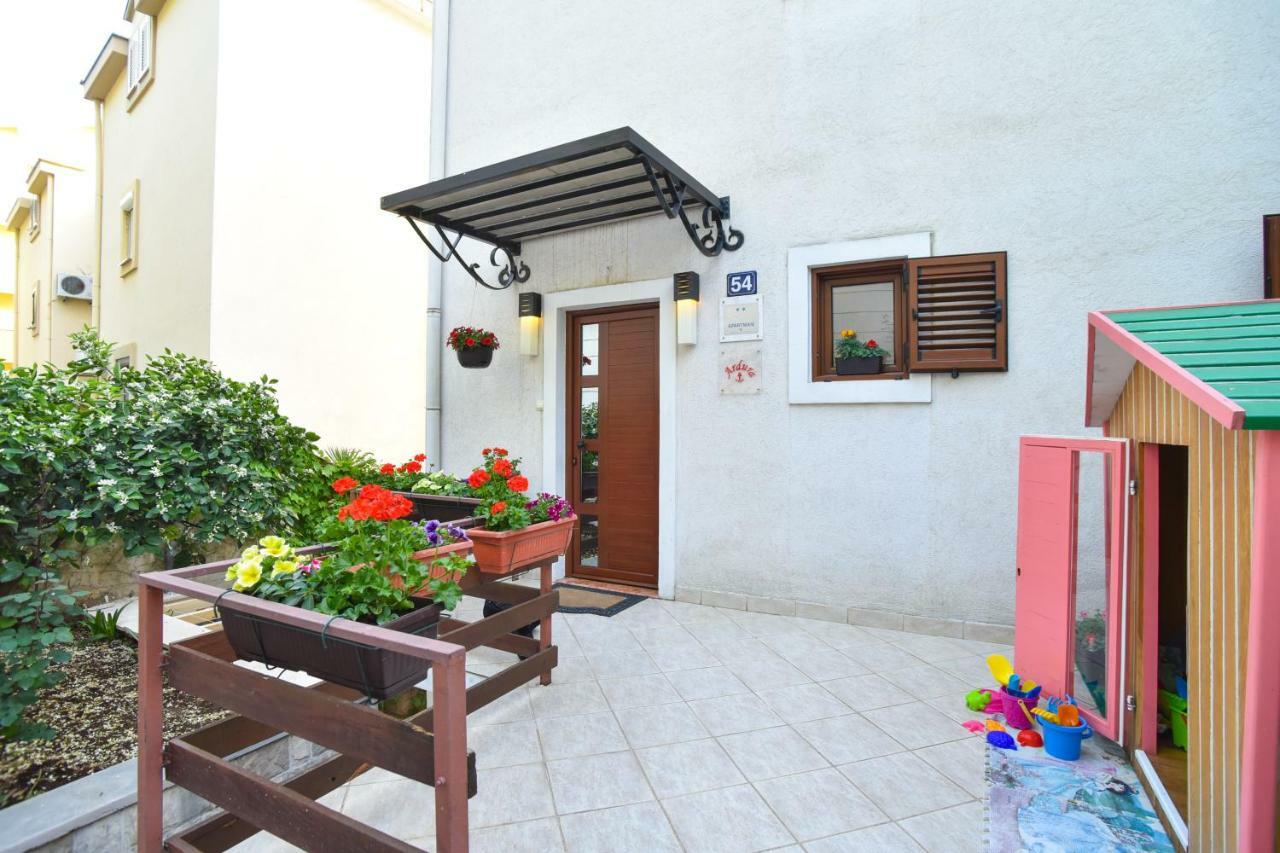 Guest House Jedro Petrovac Kültér fotó